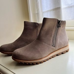 Sorel Harlow Boot NL3737-297 NWOT